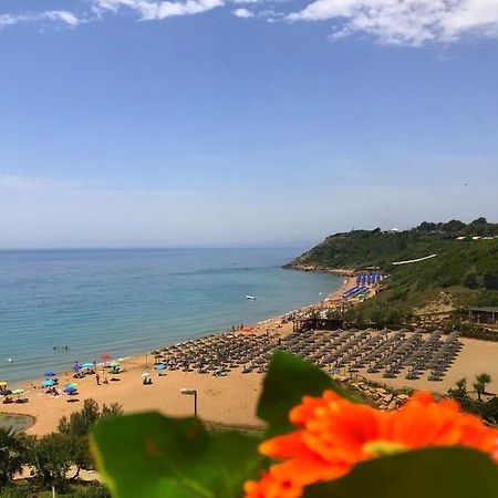 Appartamenti E Stanze Onde Blu Ле Кастела Екстериор снимка