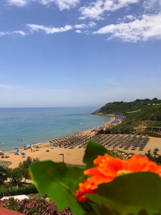 Appartamenti E Stanze Onde Blu Ле Кастела Екстериор снимка